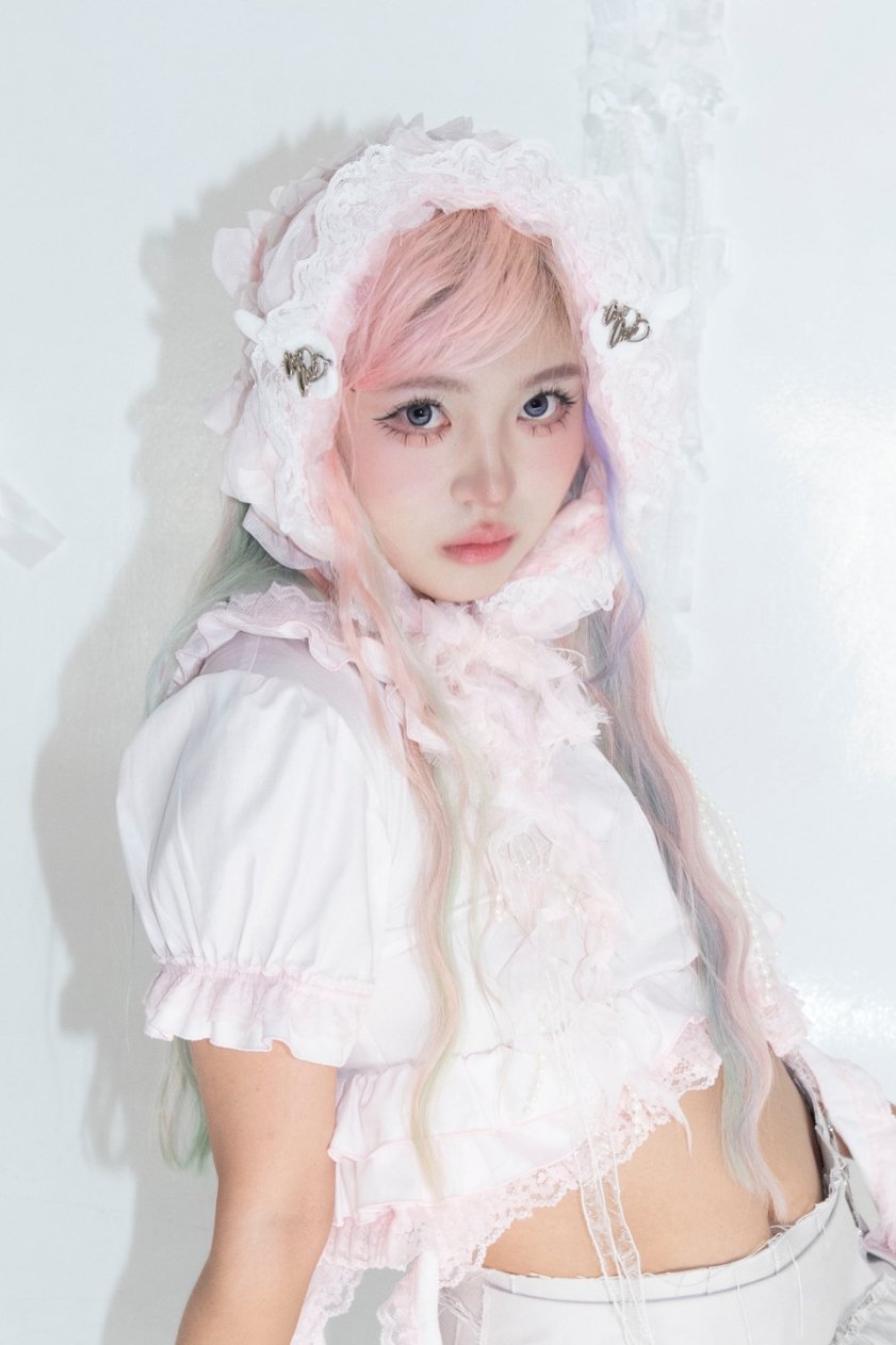 "Be Not Afraid" Babushka Bonnet (Blush)