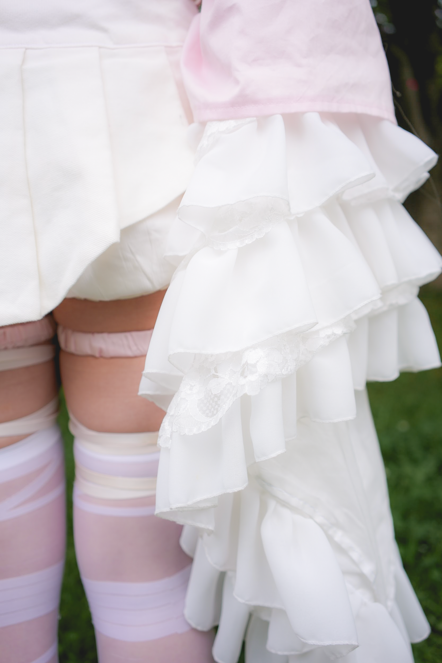 Maiden's Armor Arm Warmers (Pink)