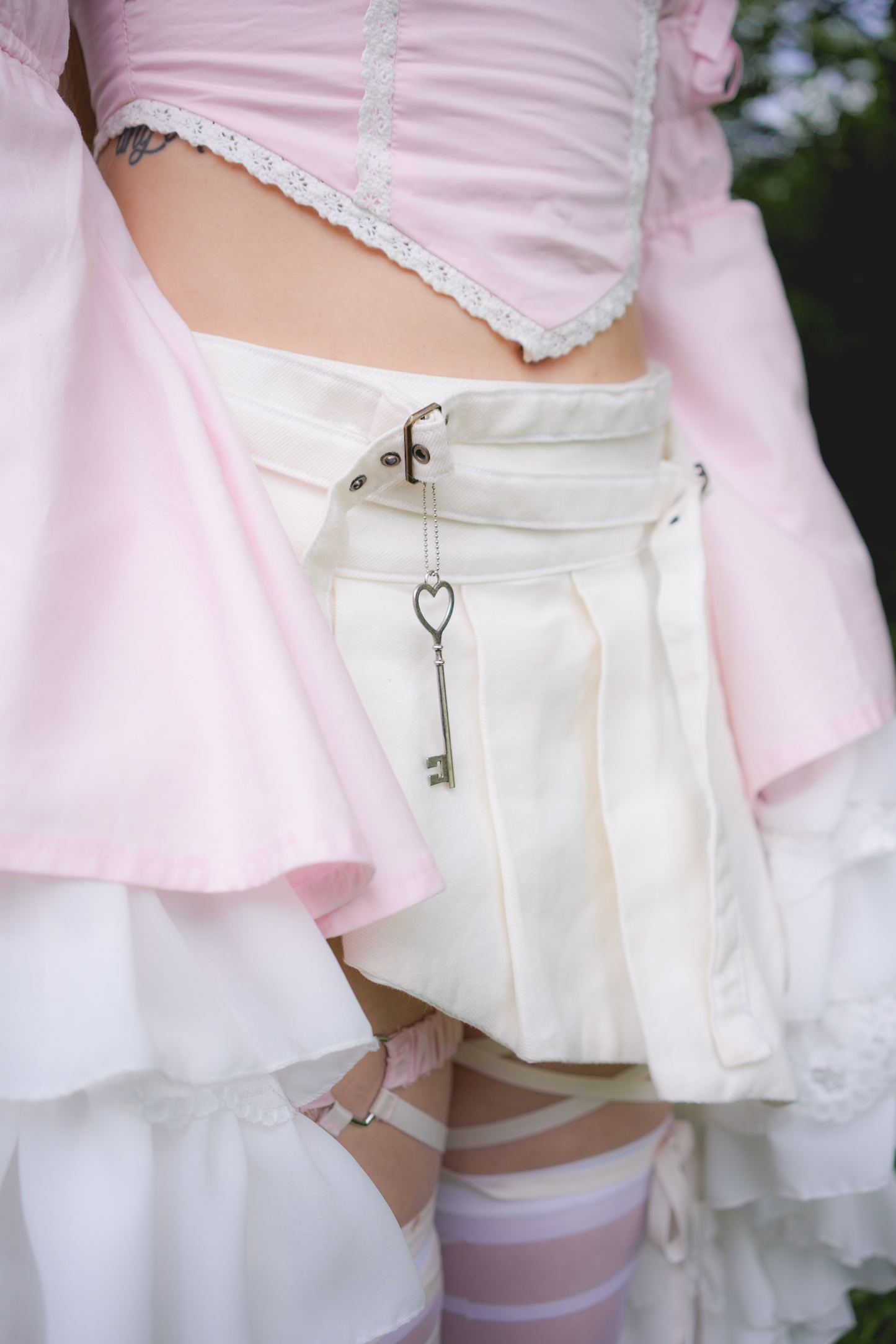 Fallen Angel Skirt (White)