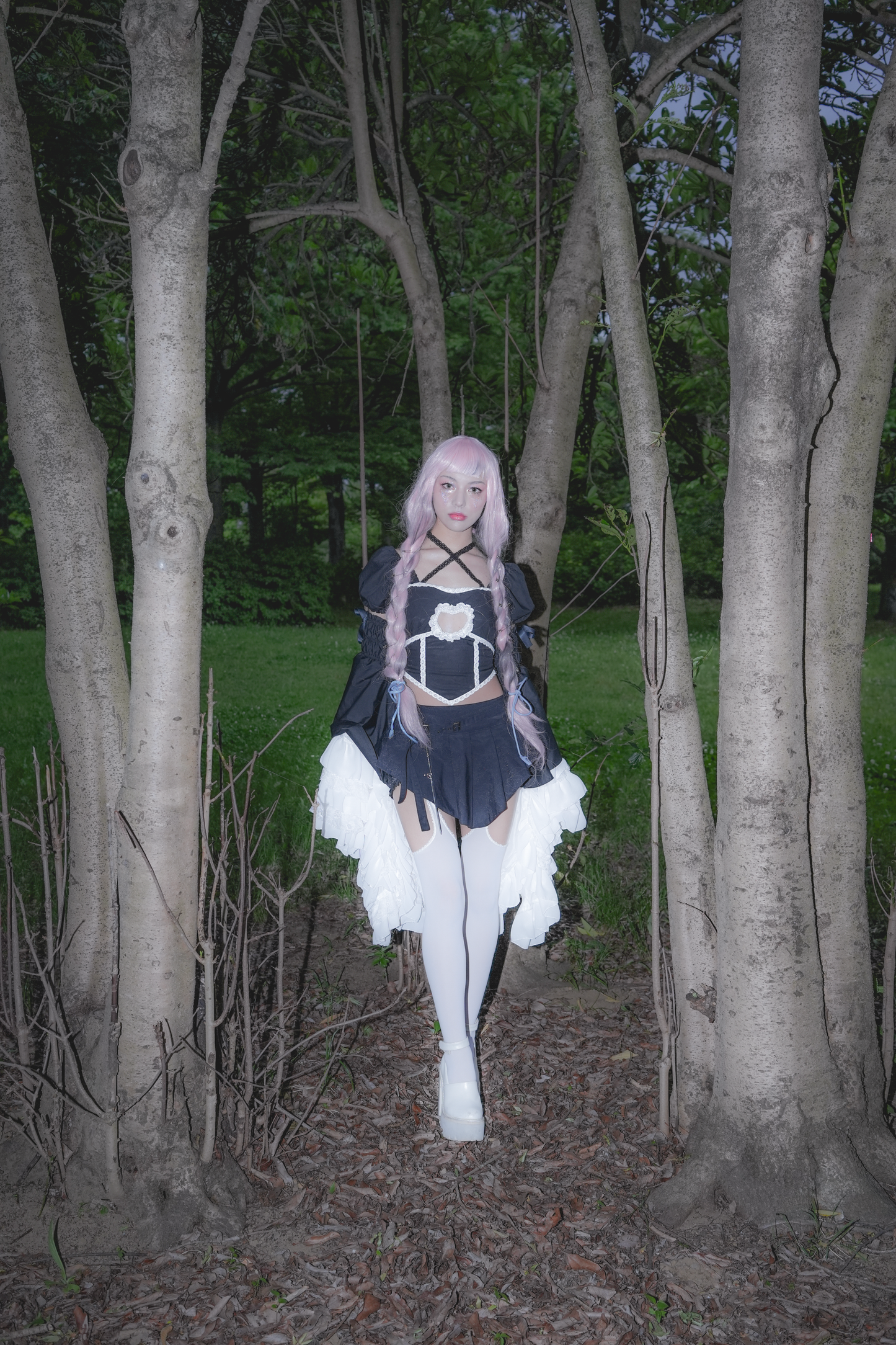 Maiden's Armor Arm Warmers (Black)