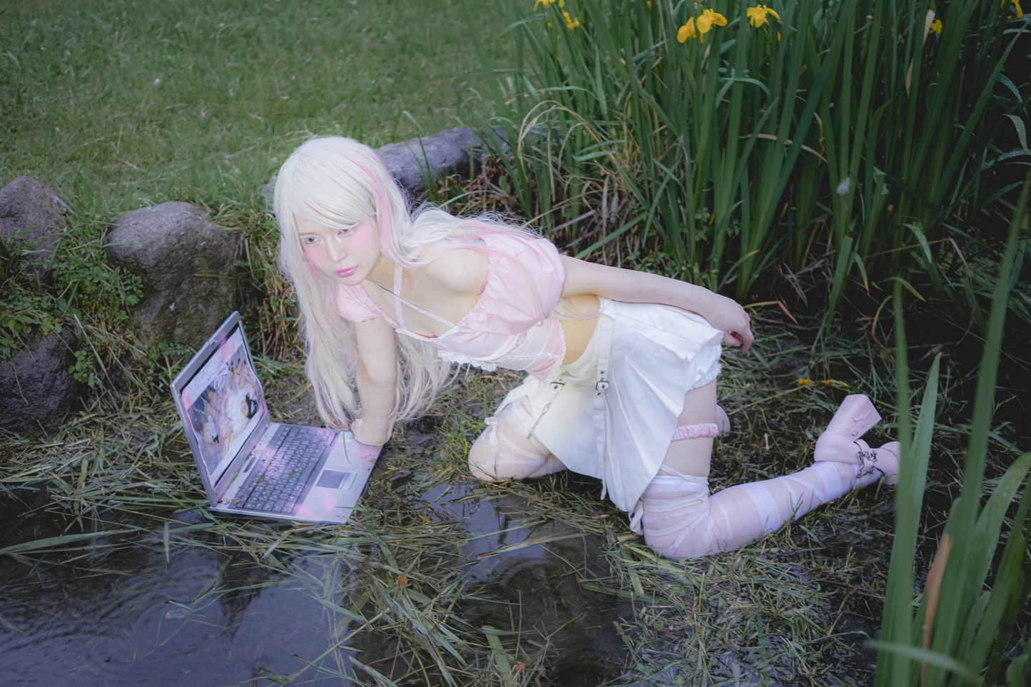 Maiden's Armor Blouse (Pink)