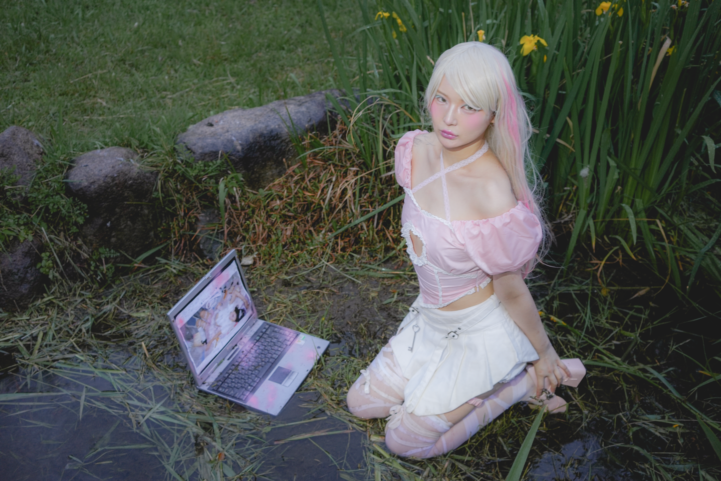 Maiden's Armor Blouse (Pink)